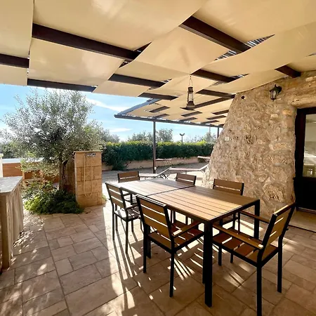 Trullo Vista Mare Con Idromassaggio Riscaldato וילה