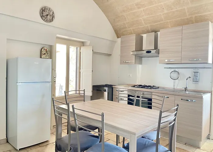 Trullo Vista Mare Con Idromassaggio Riscaldato וילה *