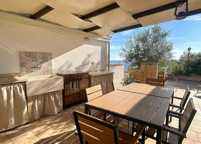 Trullo Vista Mare Con Idromassaggio Riscaldato וילה