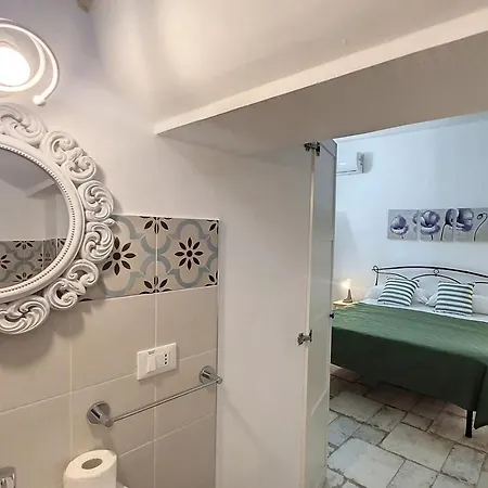 Trullo Vista Mare Con Jacuzzi Marina di San Gregorio