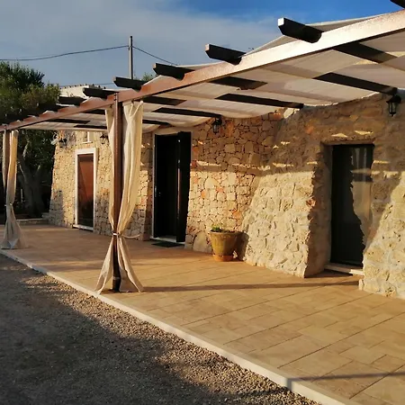 Trullo Vista Mare Con Jacuzzi Villa *