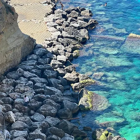 Trullo Vista Mare Con Idromassaggio Villa