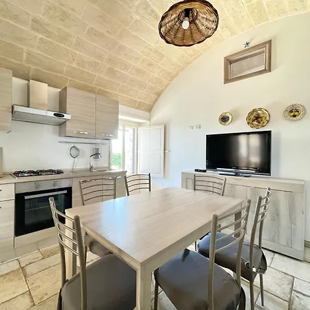 Trullo Vista Mare Con Jacuzzi *